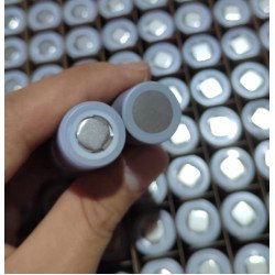 Pin 18650 3.7V 2000mAh 10C Pin 18650 3.7V 2000mAh 10C