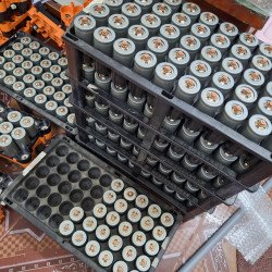 Pin sắt LiFePO4 32650 6000mAh Pin sắt LiFePO4 32650 6000mAh